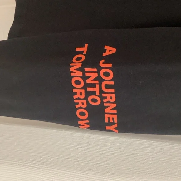 Zara Black and Red Graphic Long Sleeve Tee - Picture 4 of 6